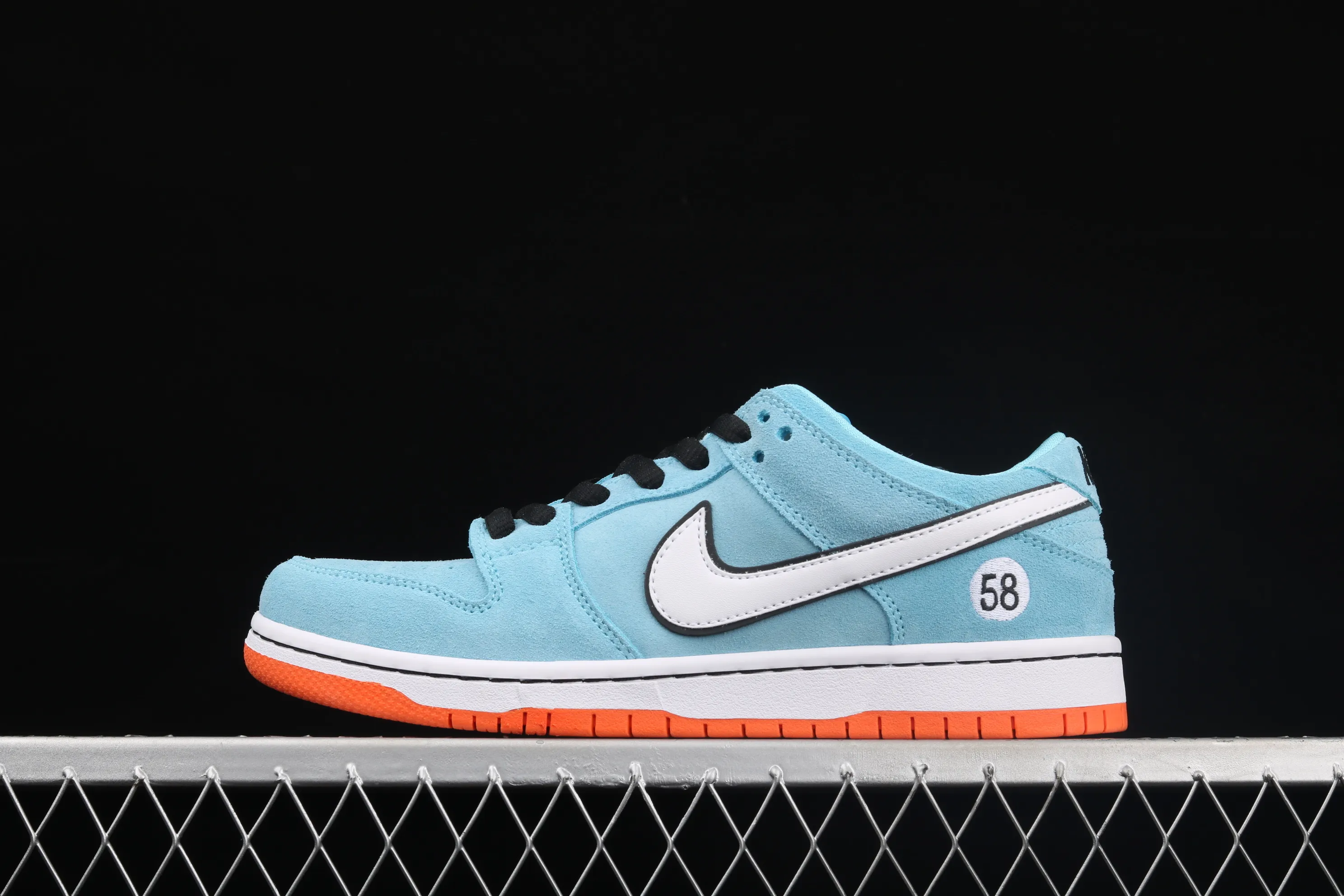 All categories Nk SB Dunk series Nk SB Dunk Low low-top sneakers J version WE CLUB 58 x Nk SB Dunk Low Pro "Club 58 Gulf" Dunk series low-top casual sports skateboard shoes BQ6817-401